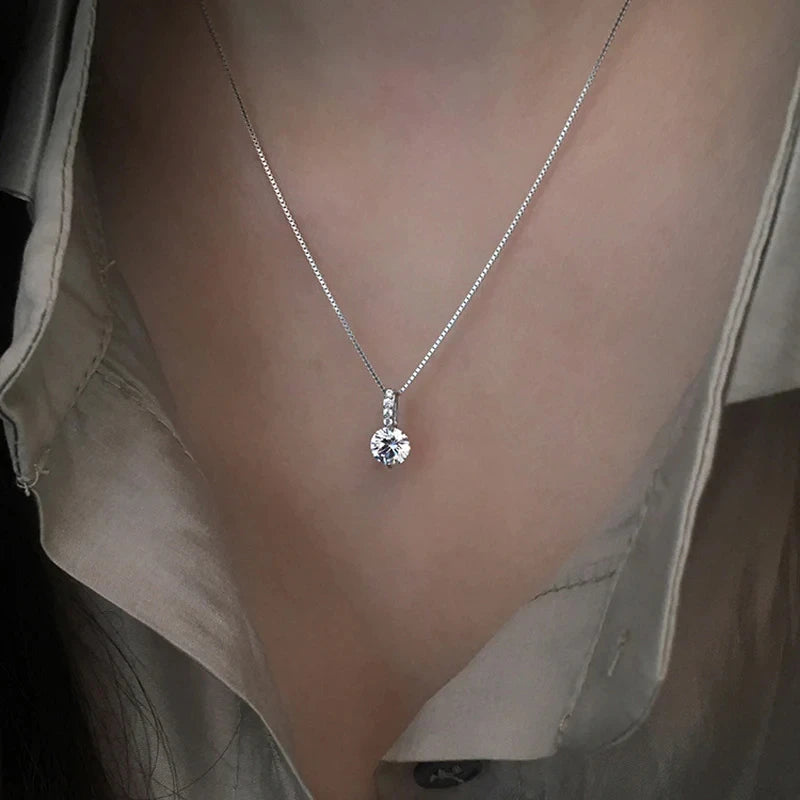Neckles Round Cubic Zirconia Simple and Elegant Women's