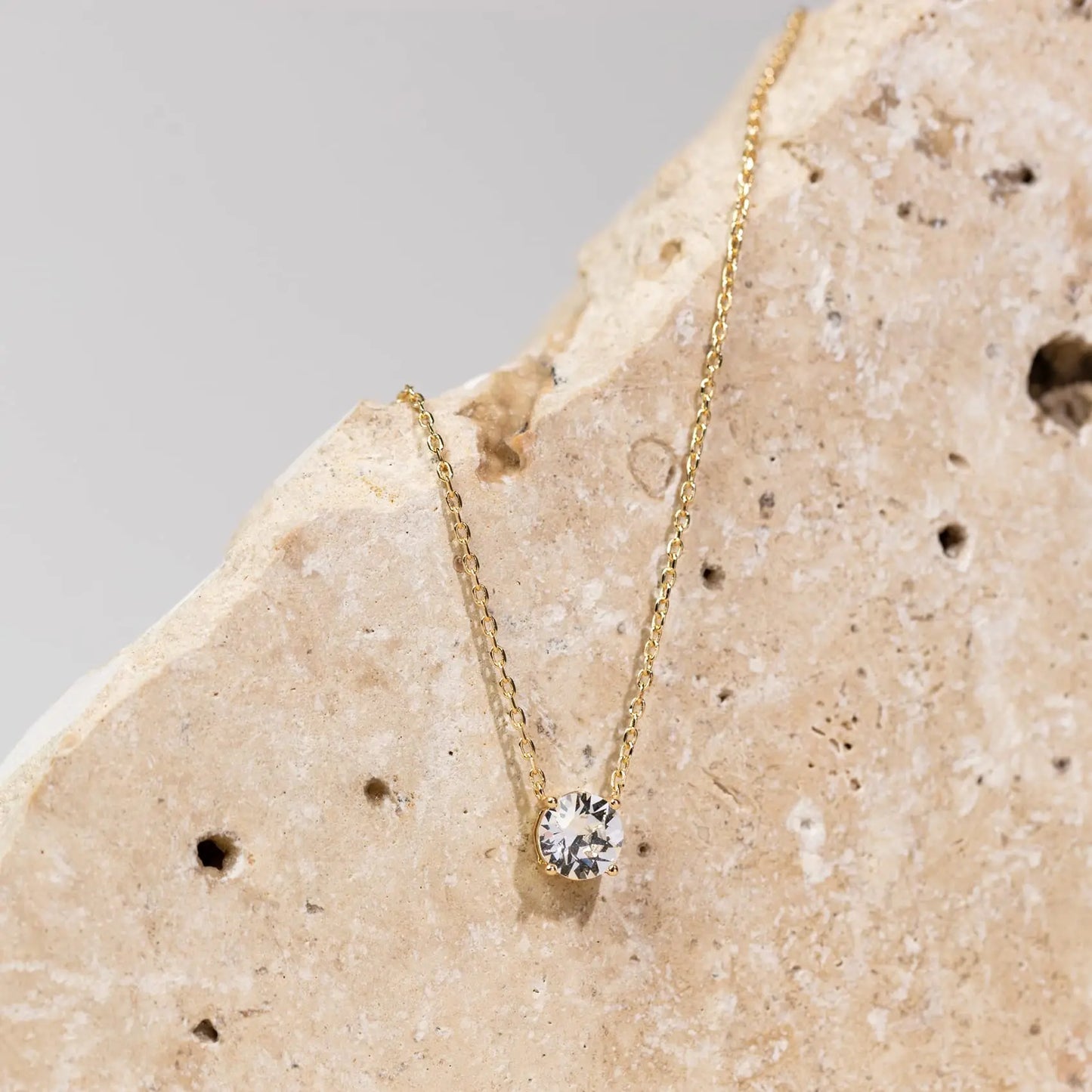 silver nakeles for woman