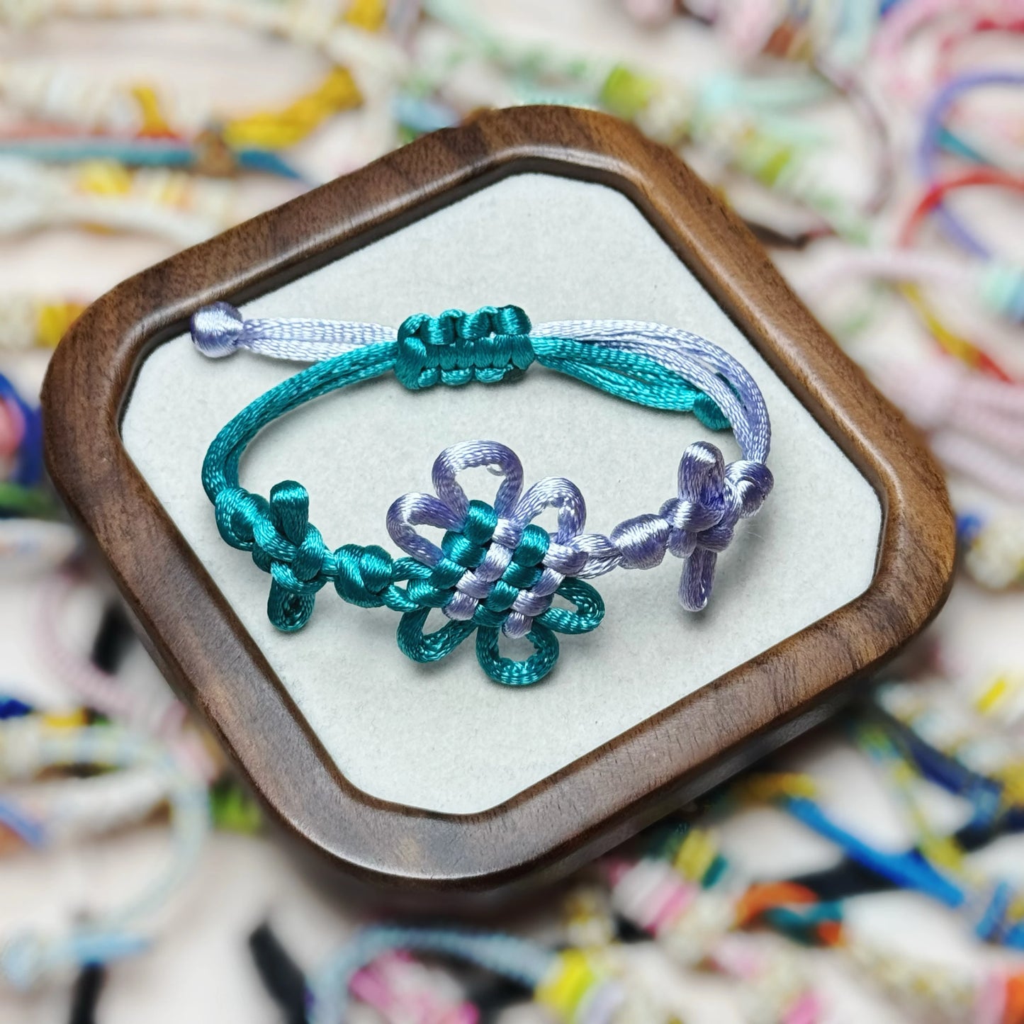 rumi braclet kpop demon hunters